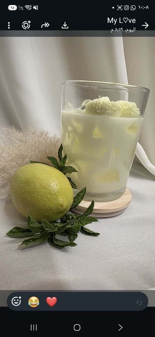 Lemon candle with lemon scent