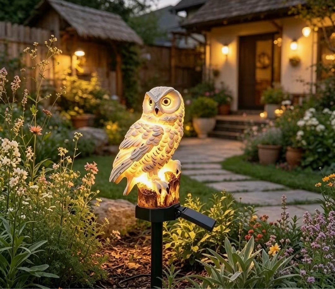 Solar Powered Owl Garden Light 1