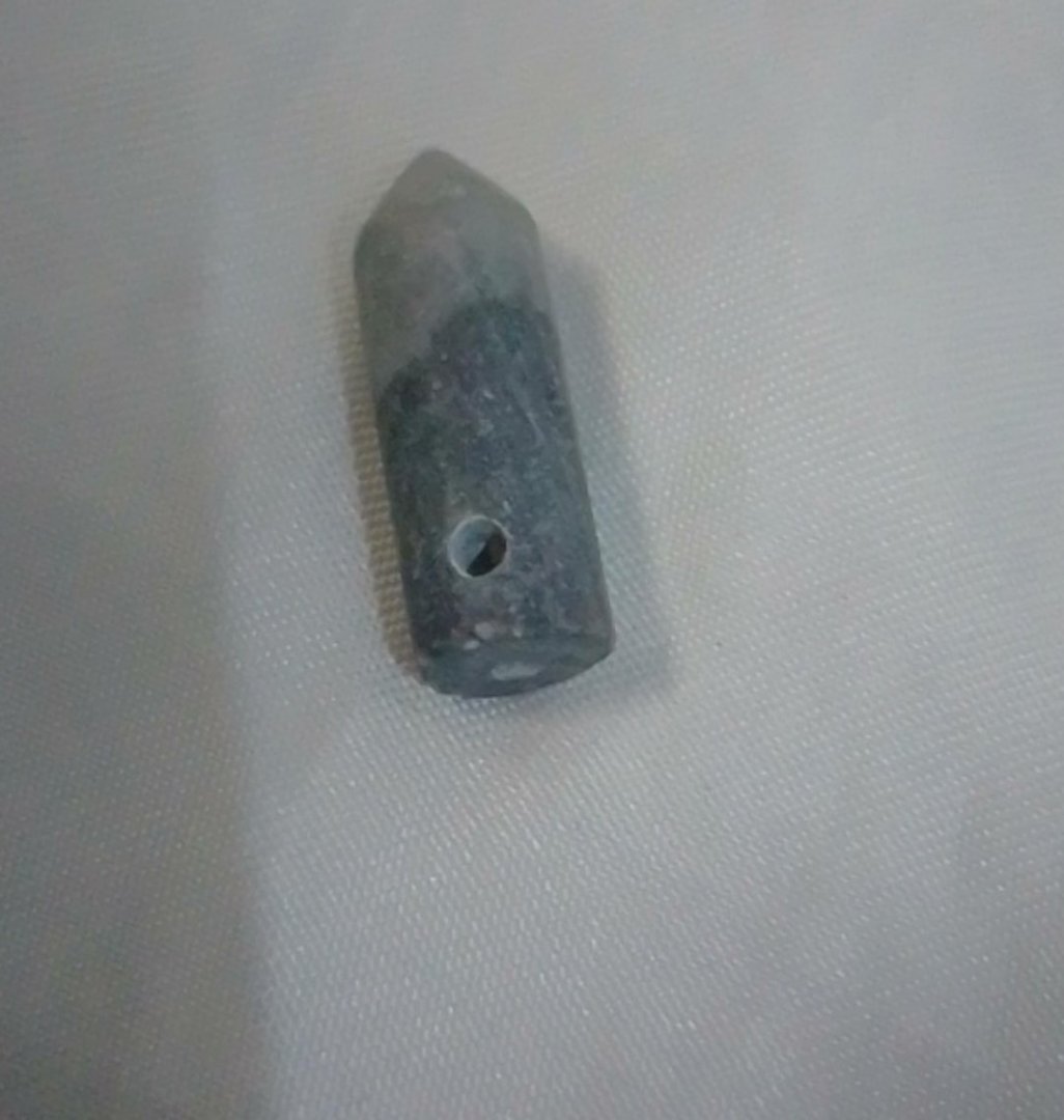 قلادة حجرية 2