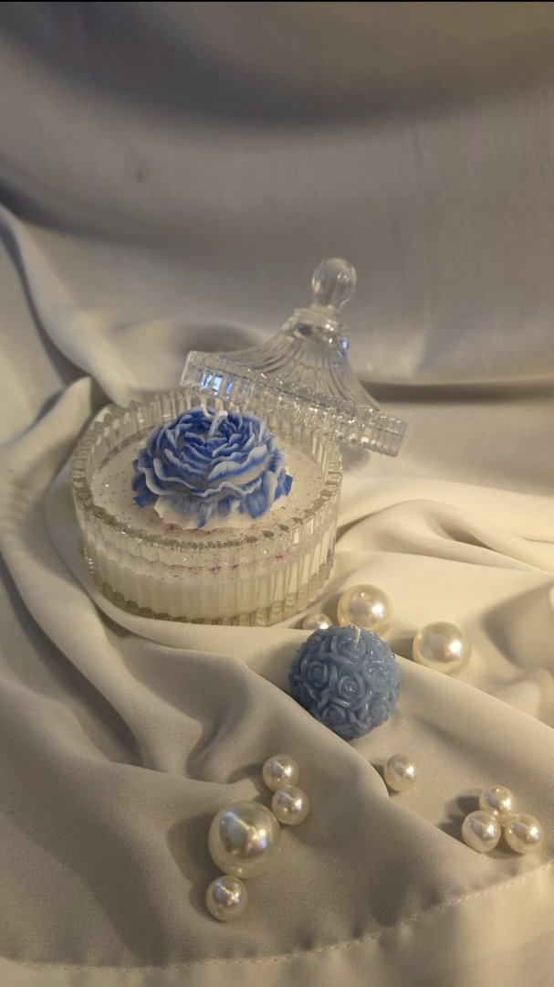 Blue Rose Scented Candles with Pearls