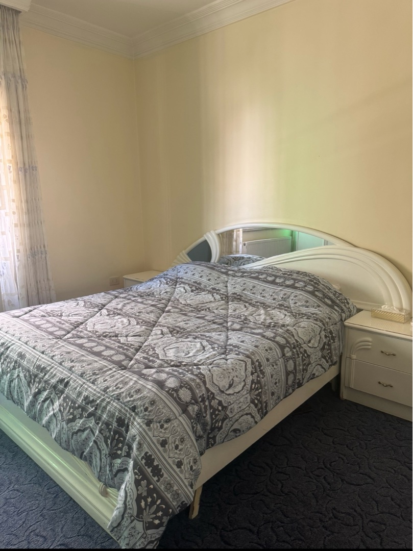 Bedroom Furniture Set