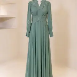 Elegant Long Sleeve Maxi Dress