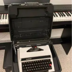 Nasco Typewriter with Case