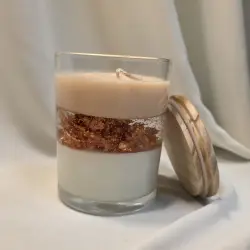 Layered Scented Candle with Gold Flakes
