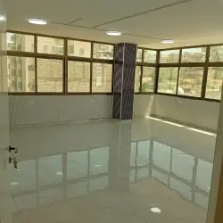 مساحة مكتب تجاري للإيجار