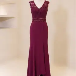 Elegant V-neck sleeveless evening dress