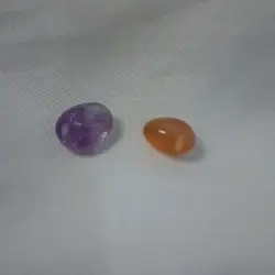 أحجار جمشت وعقيق مصقولة