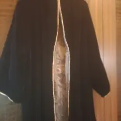روب مخمل وبروكار قابل للعكس على طراز الكيمونو